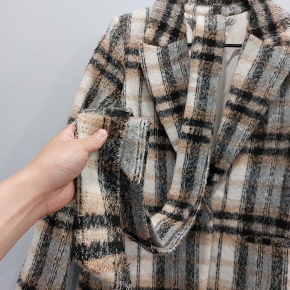 Good American Plaid Tie Waist Wool Shacket - Picture 9 of 9